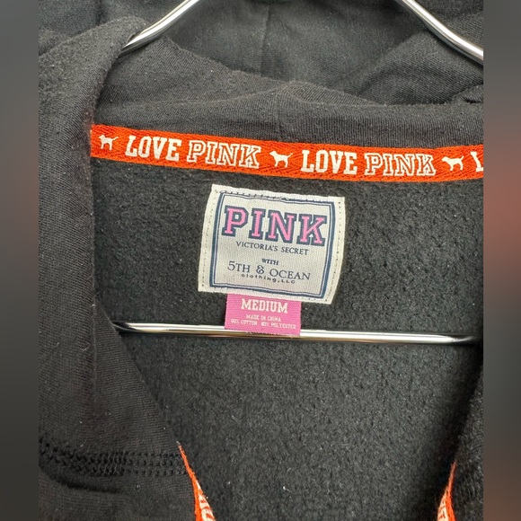 *PINK* SAN FRANCISCO GIANTS 5th & Ocean Collab Black Hoodie Size Medium - Picture 2 of 5